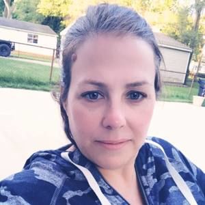 Meet your Posher, Traci